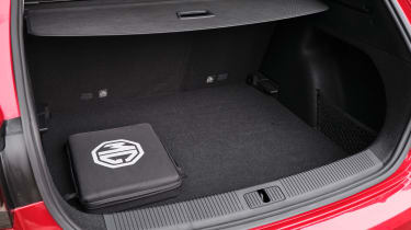 Mg5 ev 2024 boot space